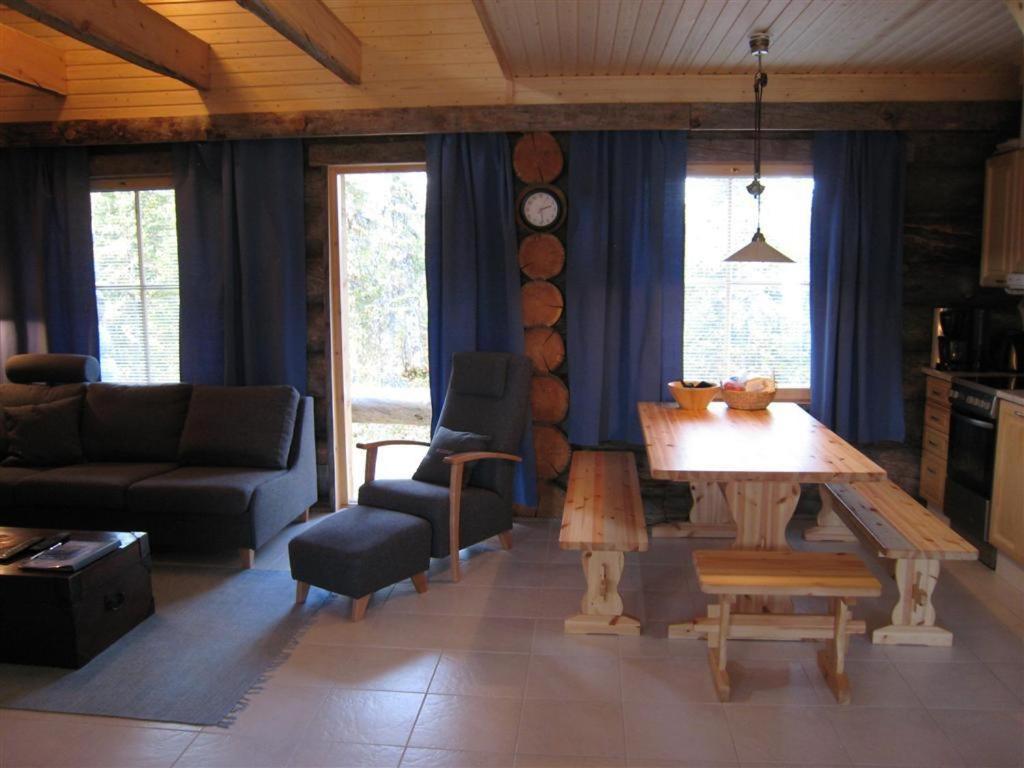 Lost Inn Cabins Екясломполо Номер фото